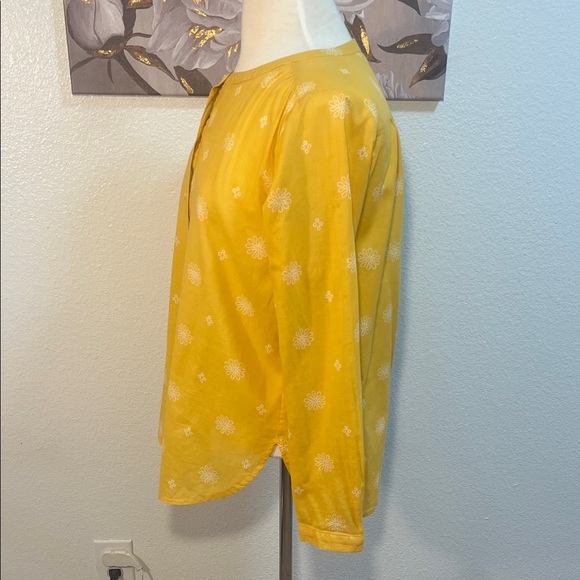 NWOT Loft Women's Yellow Button-Front Floral Print Blouse - Picture 2 of 6